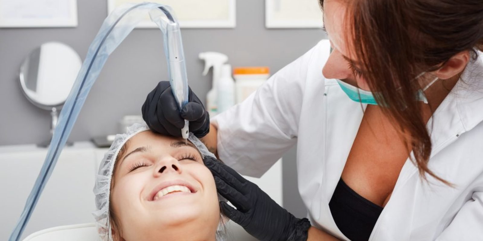 Púderes szemöldök tetoválás